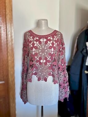 Willow & Root Exclusive Women’s Floral Crochet Sweater in Rose/Brown